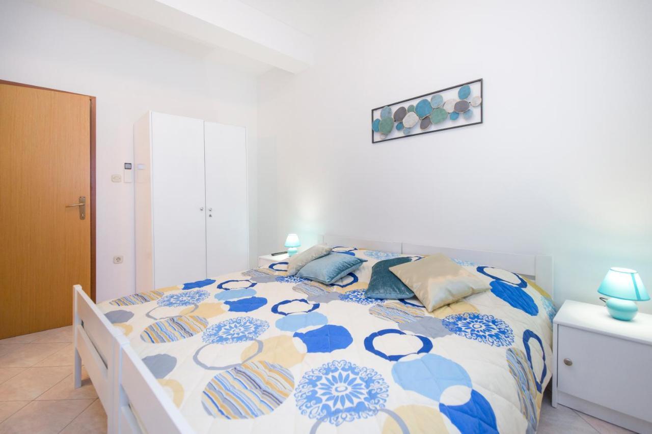 Hotel House Kontus Plomin Exterior foto